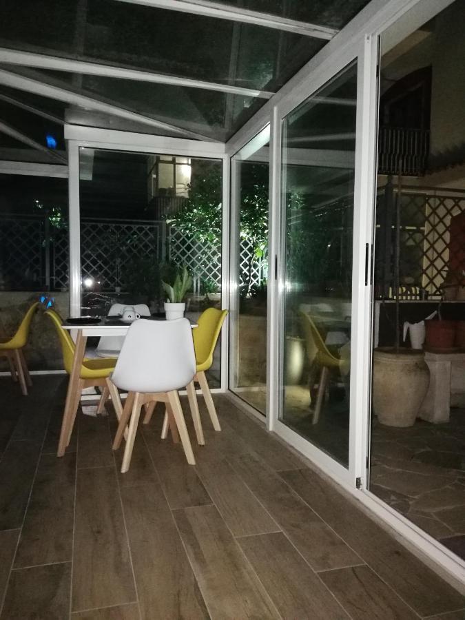 مبيت وإفطار آتْشّي كاستيلّو Il Giardino Dei Limoni المظهر الخارجي الصورة