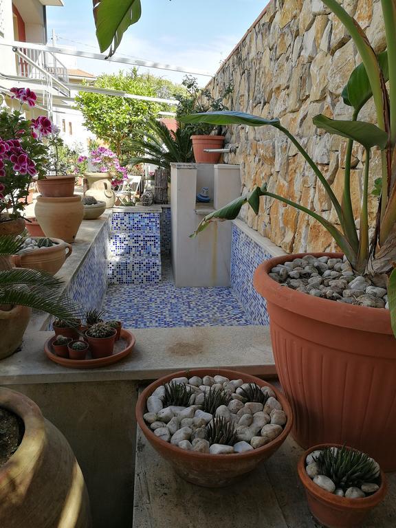 مبيت وإفطار آتْشّي كاستيلّو Il Giardino Dei Limoni المظهر الخارجي الصورة